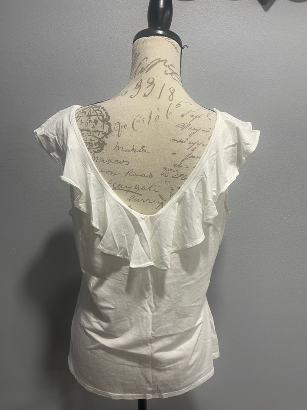 Lilly Pulitzer Women’s White Ruffle Neck Sleeveless Top - Picture 5 of 8